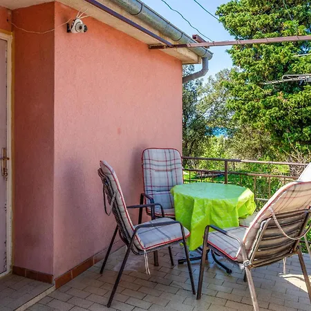 2 Bedroom Stunning In * Novi Vinodolski
